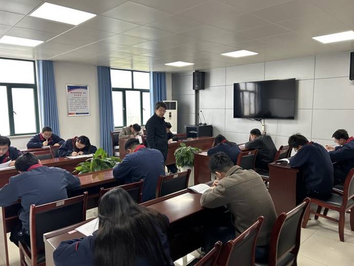 建材公司、檢測公司聯(lián)合開展管理人員業(yè)務提升考試