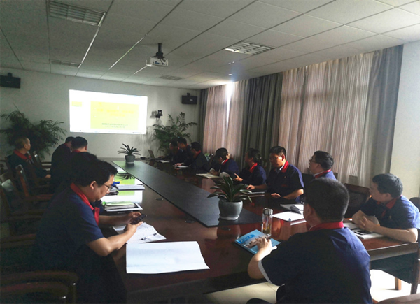 鋼構(gòu)公司持續(xù)開(kāi)展“安全生產(chǎn)月”系列活動(dòng) 鋼構(gòu)公司持續(xù)開(kāi)展“安全生產(chǎn)月”系列活動(dòng)