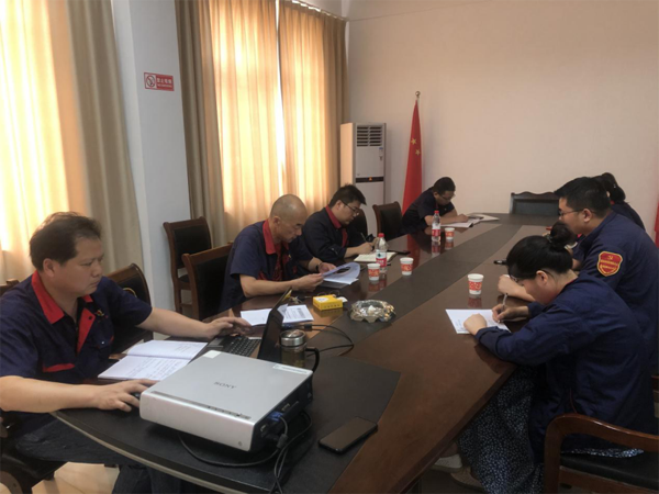 第二建筑工程事業(yè)部開展外協隊伍管理培訓 第二建筑工程事業(yè)部開展外協隊伍管理培訓